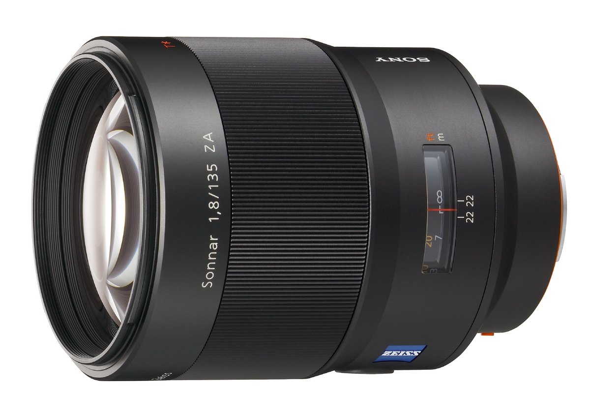 Ống kính Sony SAL-135F18Z 135mm f/1.8 Carl Zeiss Sonnar T Telephoto Lens for Sony Alpha Digital SLR Camera