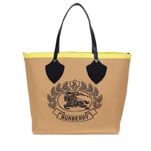 Burberry Giant Tote in Knitted Archive Crest- Black/Iris Yellow 8006521