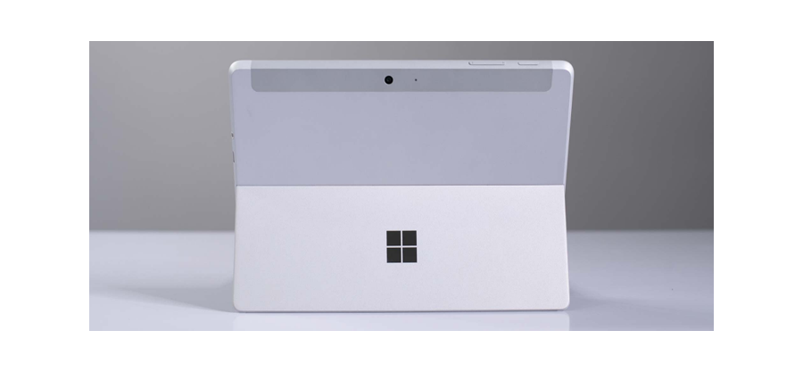 Trên tay Surface Go: màn hình 10" viền dày, có USB-C, cấu hình đủ xài, pin hứa hẹn lâu, dễ tiếp cận
